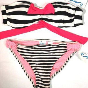 california waves bikini Black And White Stripe